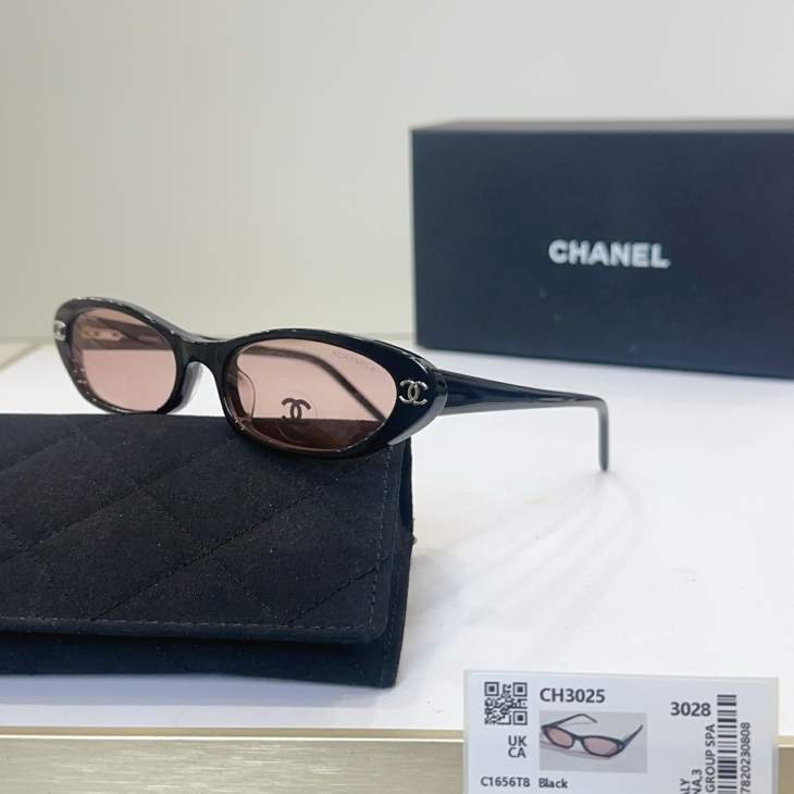 Picture of Chanel Sunglasses _SKUfw76771048fw